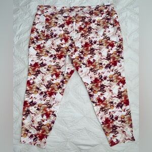 Terra & Sky Floral Women's Jeans - Size 4X (28-30W)